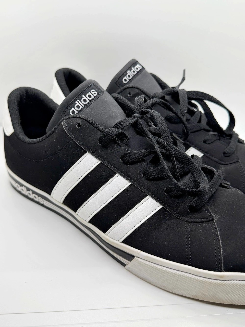 adidas neo cloudfoam footbed Black & White US 13 Sneakers